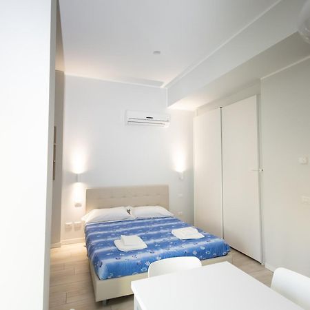 Monviso Modern - Exclusive Apartment Mailand Exterior foto